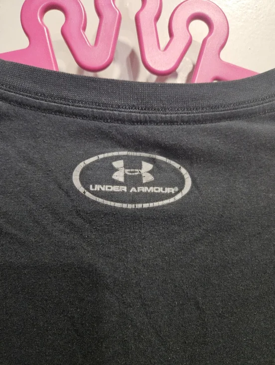 Under Armour The Rock's Loose Heat Gear Graphic Tee with White Bull Logo Small - Picture 4 of 5